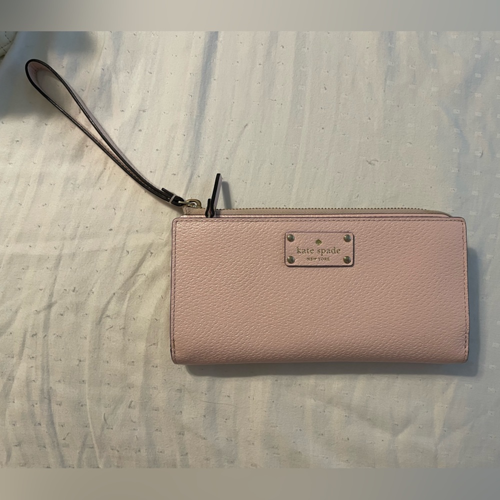 Kate Spade- Light Pink Wristlet Wallet
